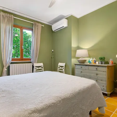 Apartment Pino Vallegrande *